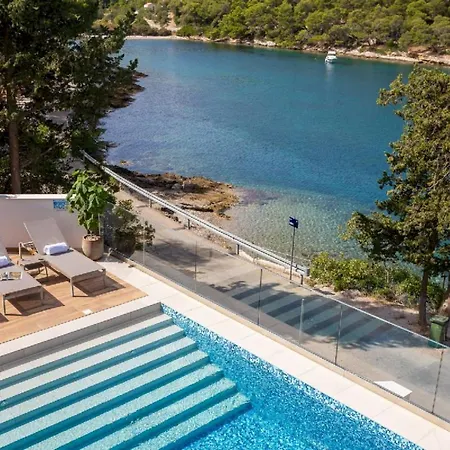 Villa Beach Front